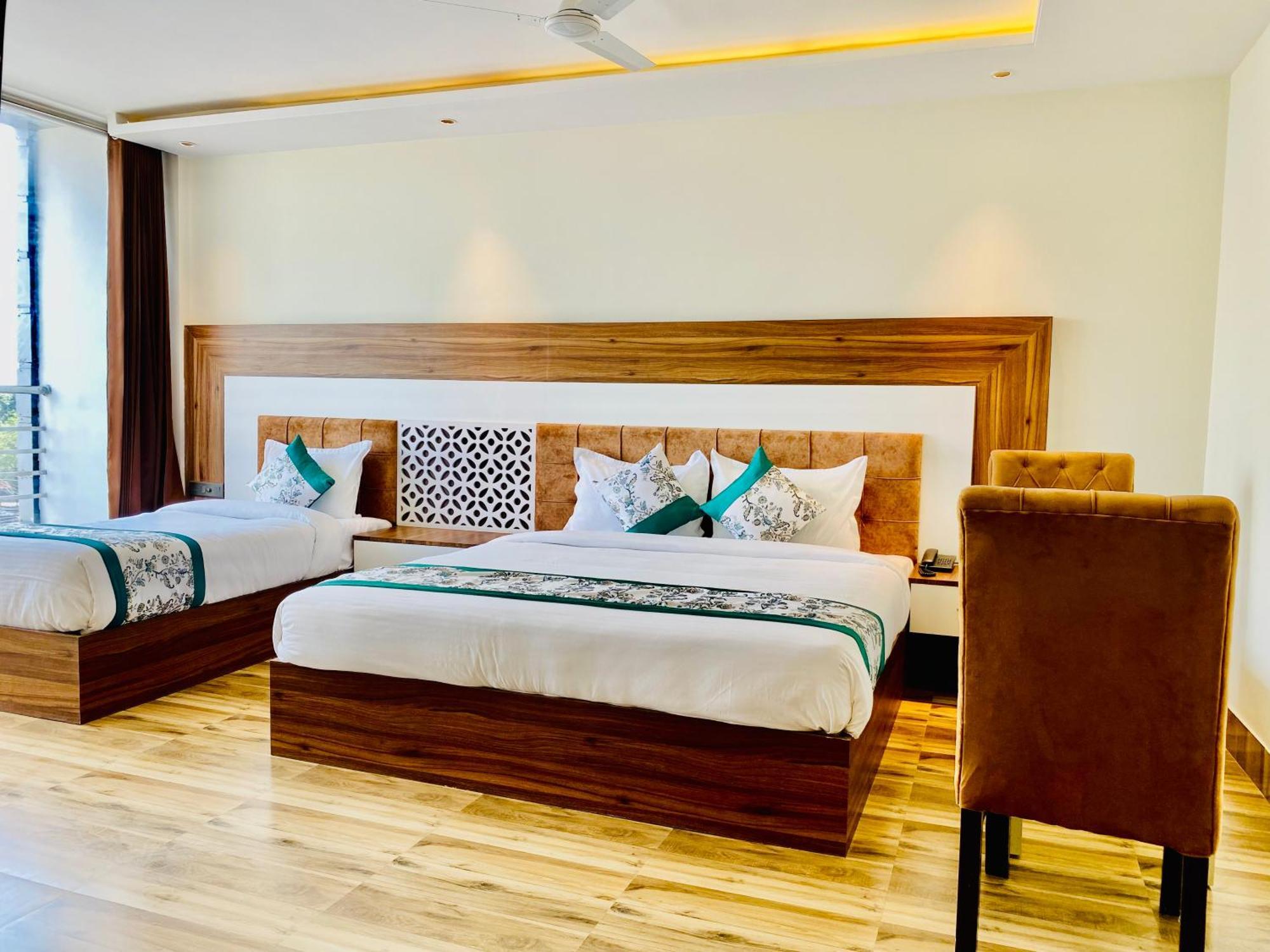 Hotel White House 350 Mtr From Golden Temple Amritsar Exterior foto